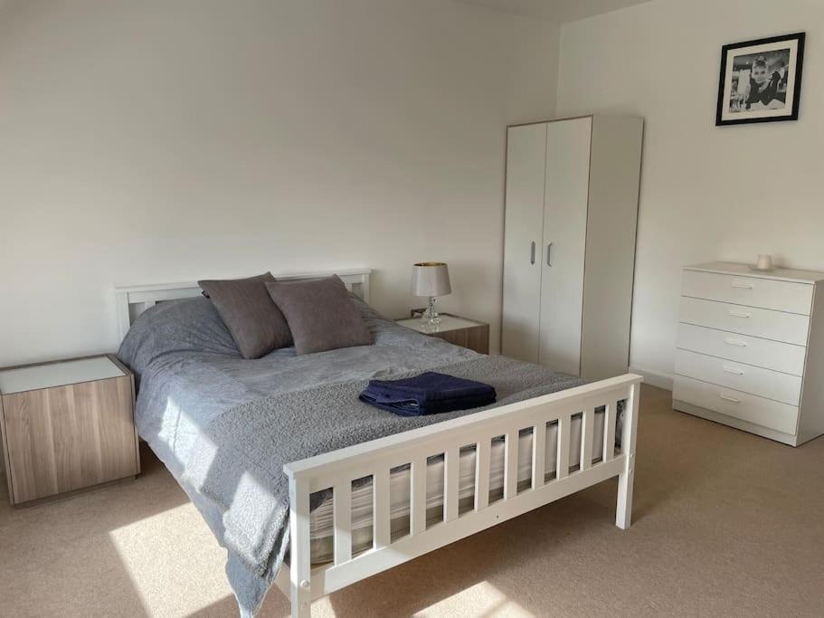 Lovely 2-Bed Flat With Well Equipped Kitchen Apartment Ealing Exterior photo